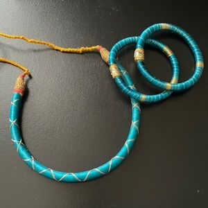 Blue necklace and 2 bangles